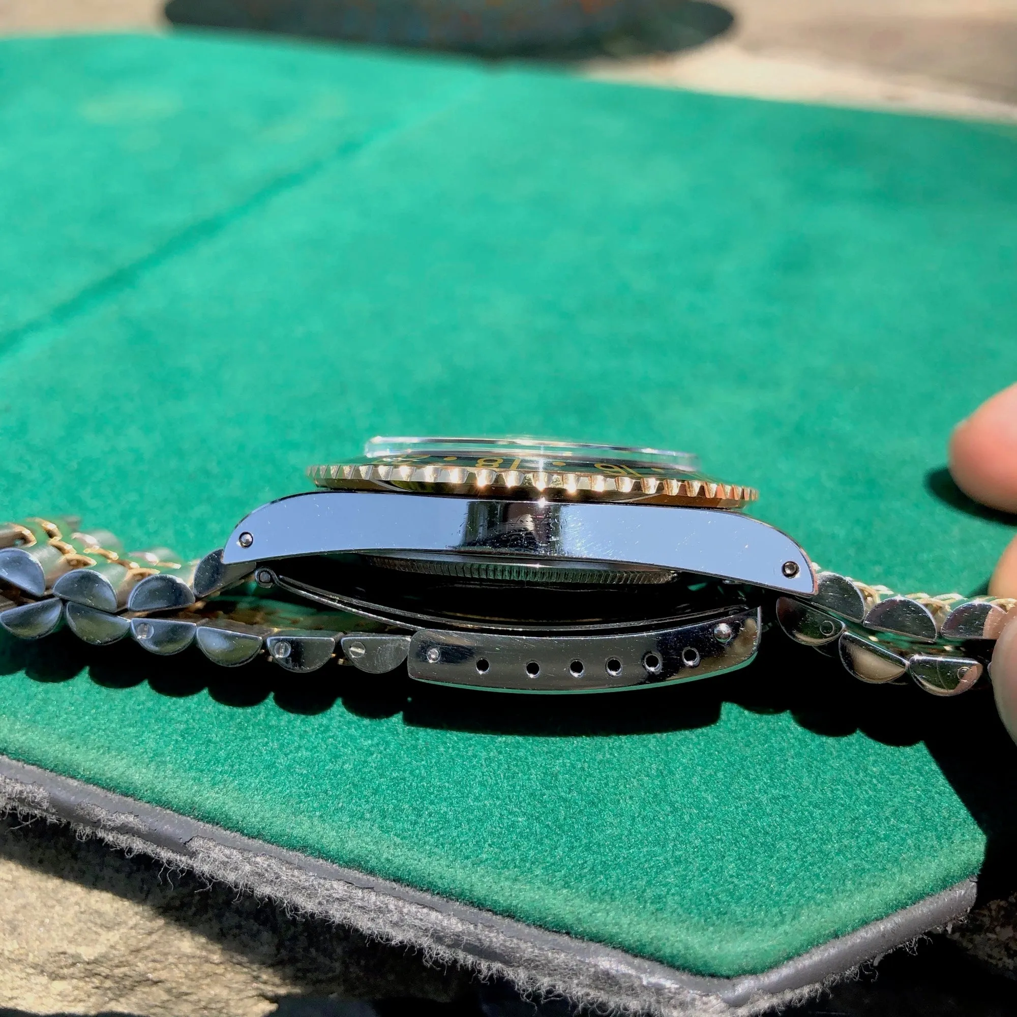 1978 Rolex GMT MASTER 1675 Radial Dial Black Tiger Eye Nipple Two Tone Jubilee Bracelet Wristwatch