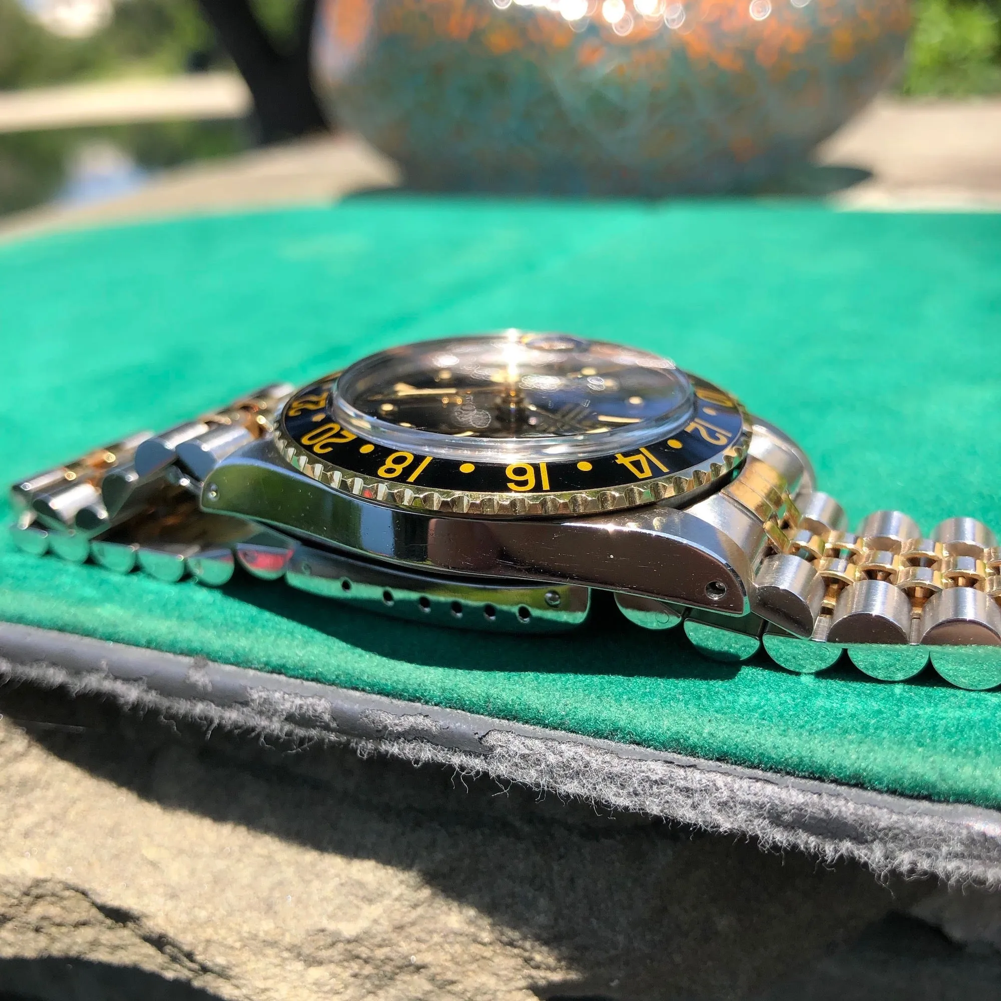 1978 Rolex GMT MASTER 1675 Radial Dial Black Tiger Eye Nipple Two Tone Jubilee Bracelet Wristwatch