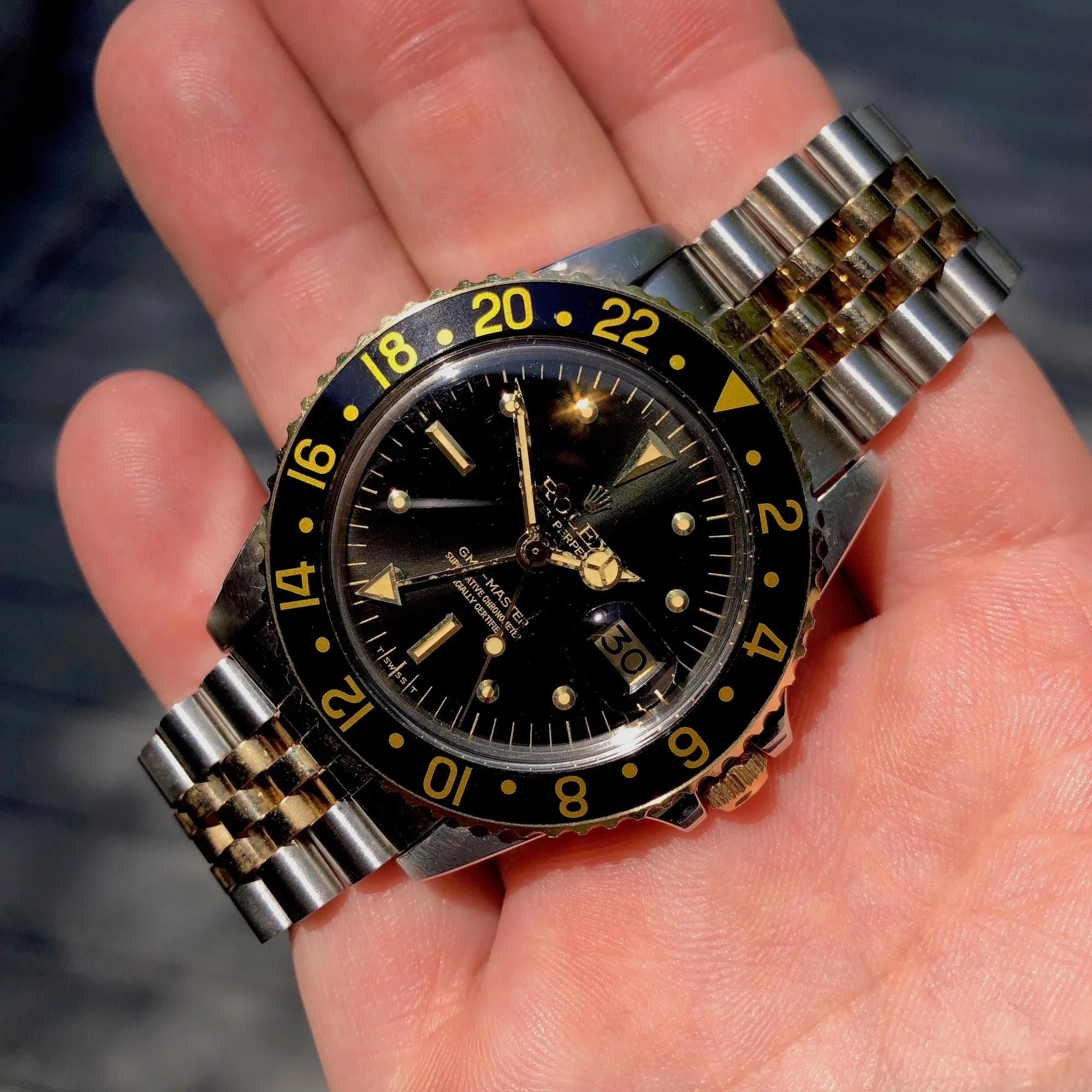 1978 Rolex GMT MASTER 1675 Radial Dial Black Tiger Eye Nipple Two Tone Jubilee Bracelet Wristwatch