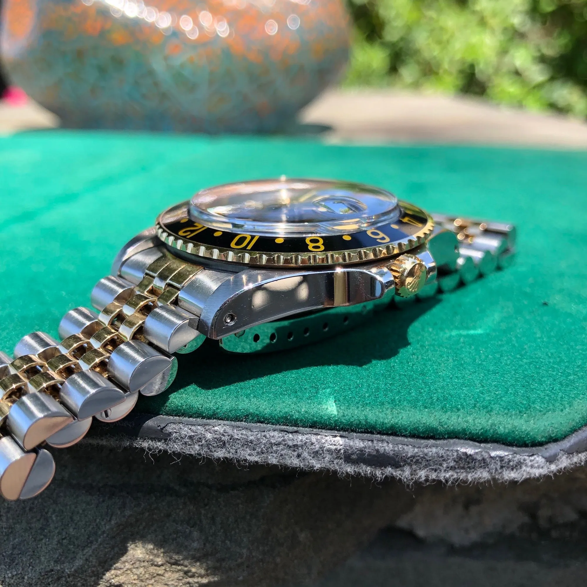 1978 Rolex GMT MASTER 1675 Radial Dial Black Tiger Eye Nipple Two Tone Jubilee Bracelet Wristwatch