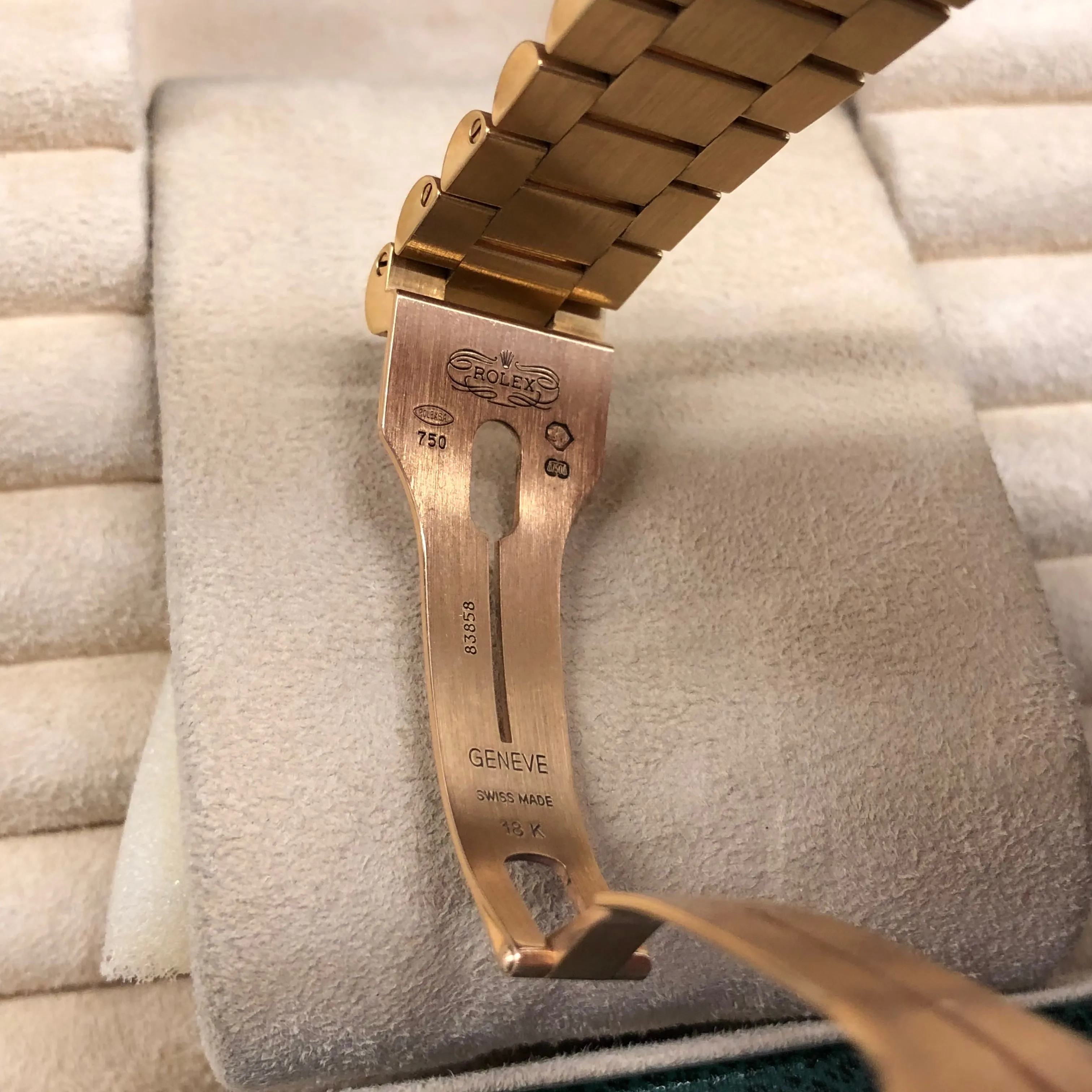 2001 Rolex President 118238 Day Date 18K Yellow Gold Champagne Roman Deco Dial Wristwatch Box Papers