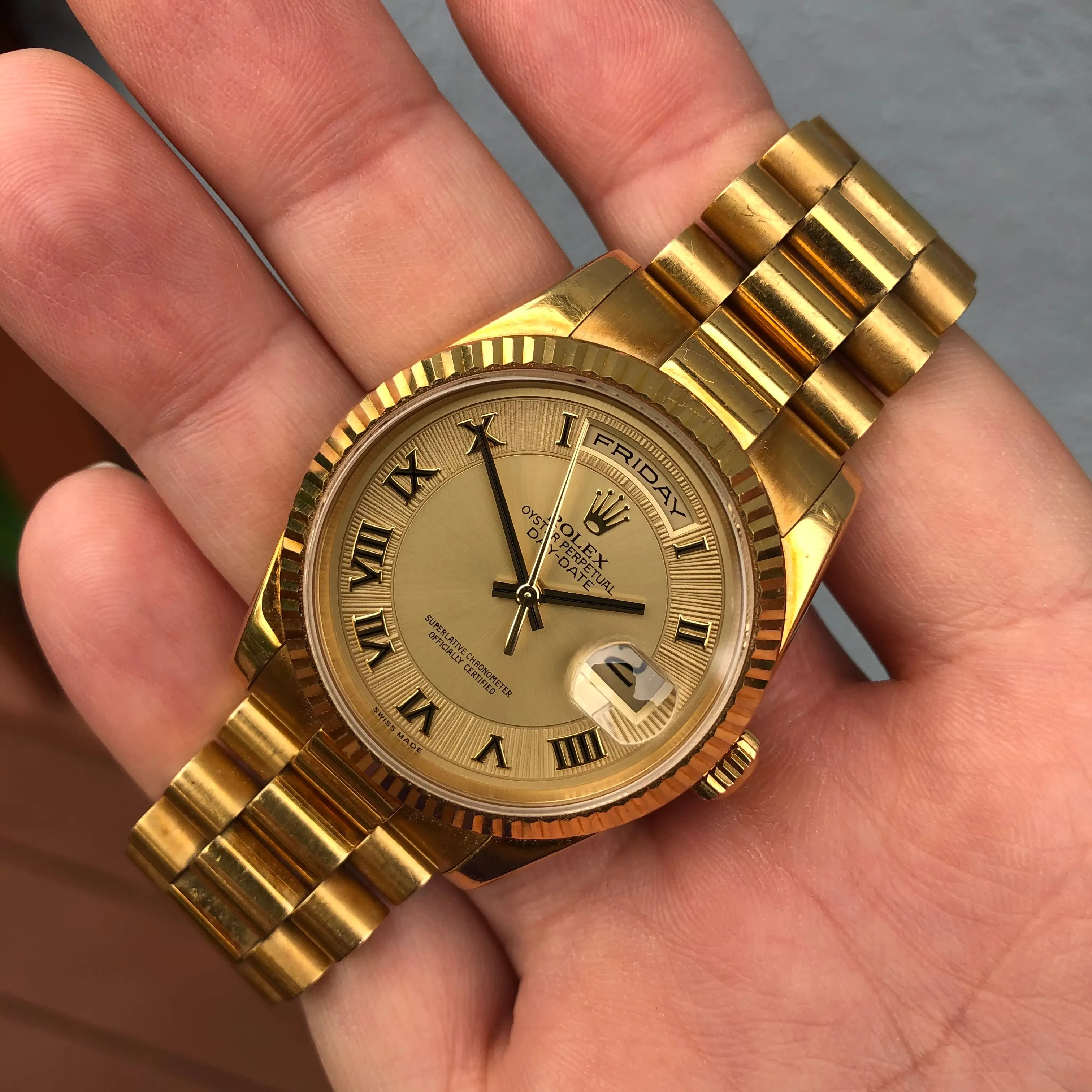 2001 Rolex President 118238 Day Date 18K Yellow Gold Champagne Roman Deco Dial Wristwatch Box Papers