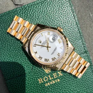 2003 Rolex President 118238 Day Date 18K Yellow Gold White Roman Wristwatch Box Papers