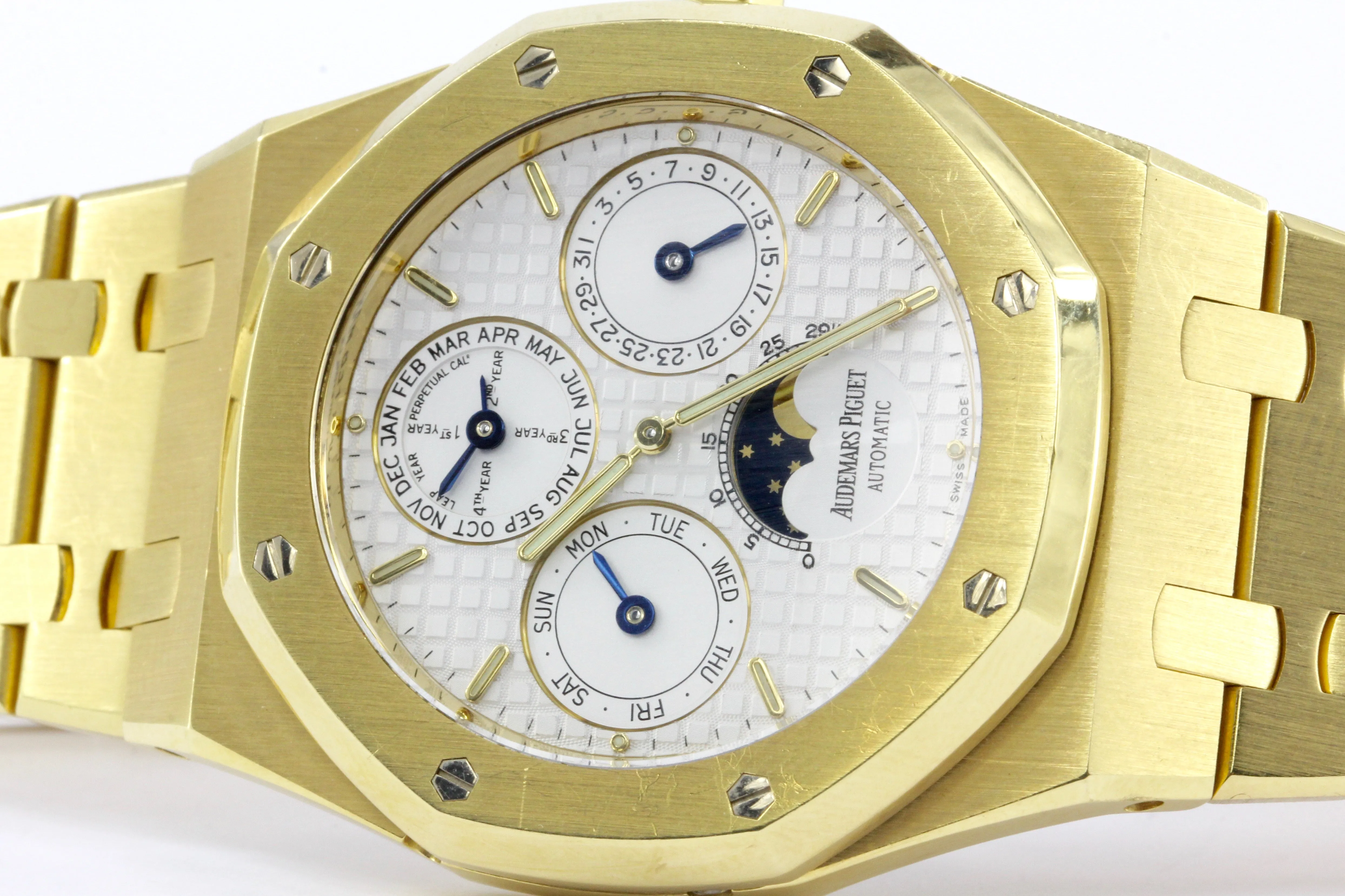 Audemars Piguet 18k Yellow Gold Royal Oak Moonphase Men's Watch 25820BA.OO.0944BA.02
