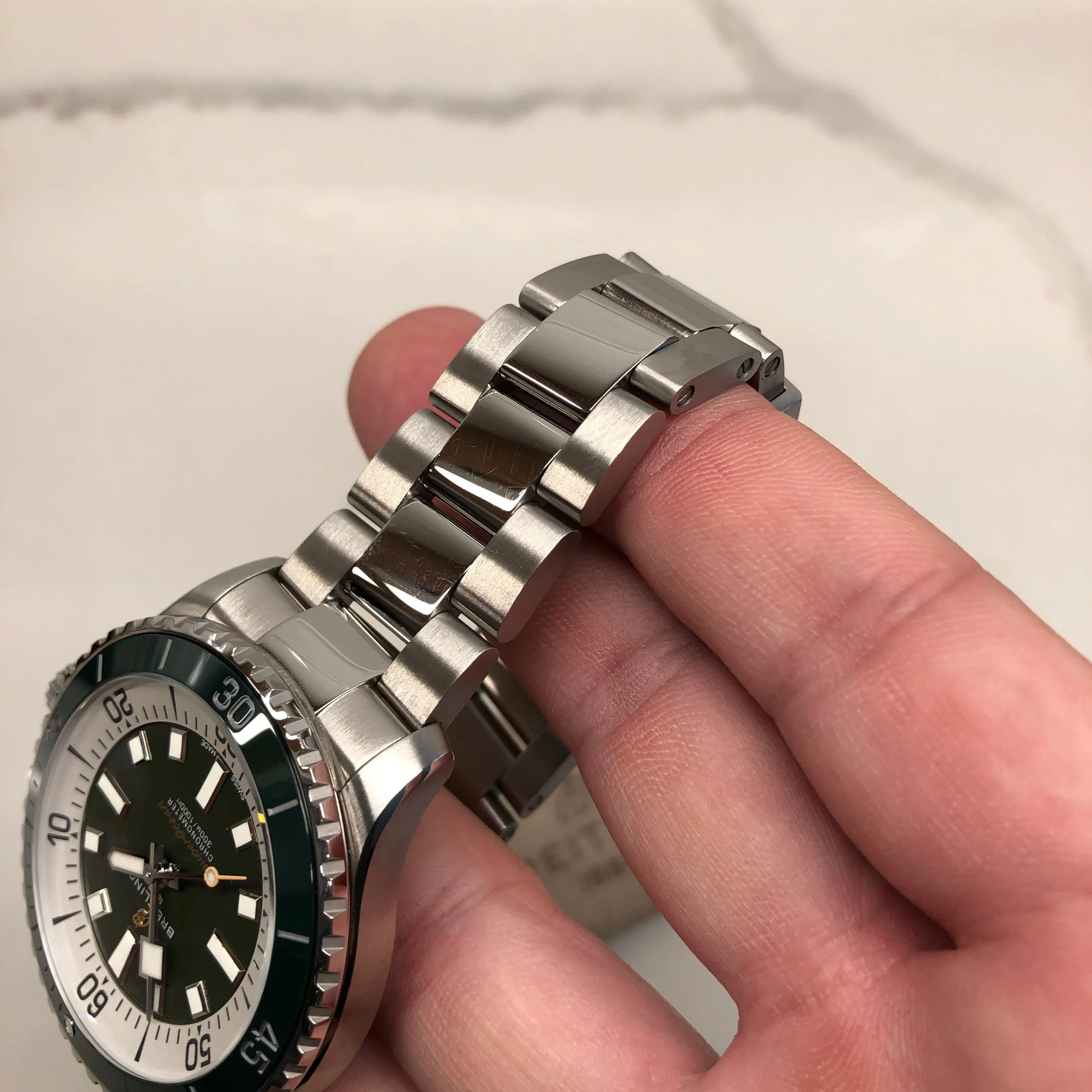 Breitling Superocean A17376 Green Stainless Steel 44mm Automatic Wristwatch with Box and Papers