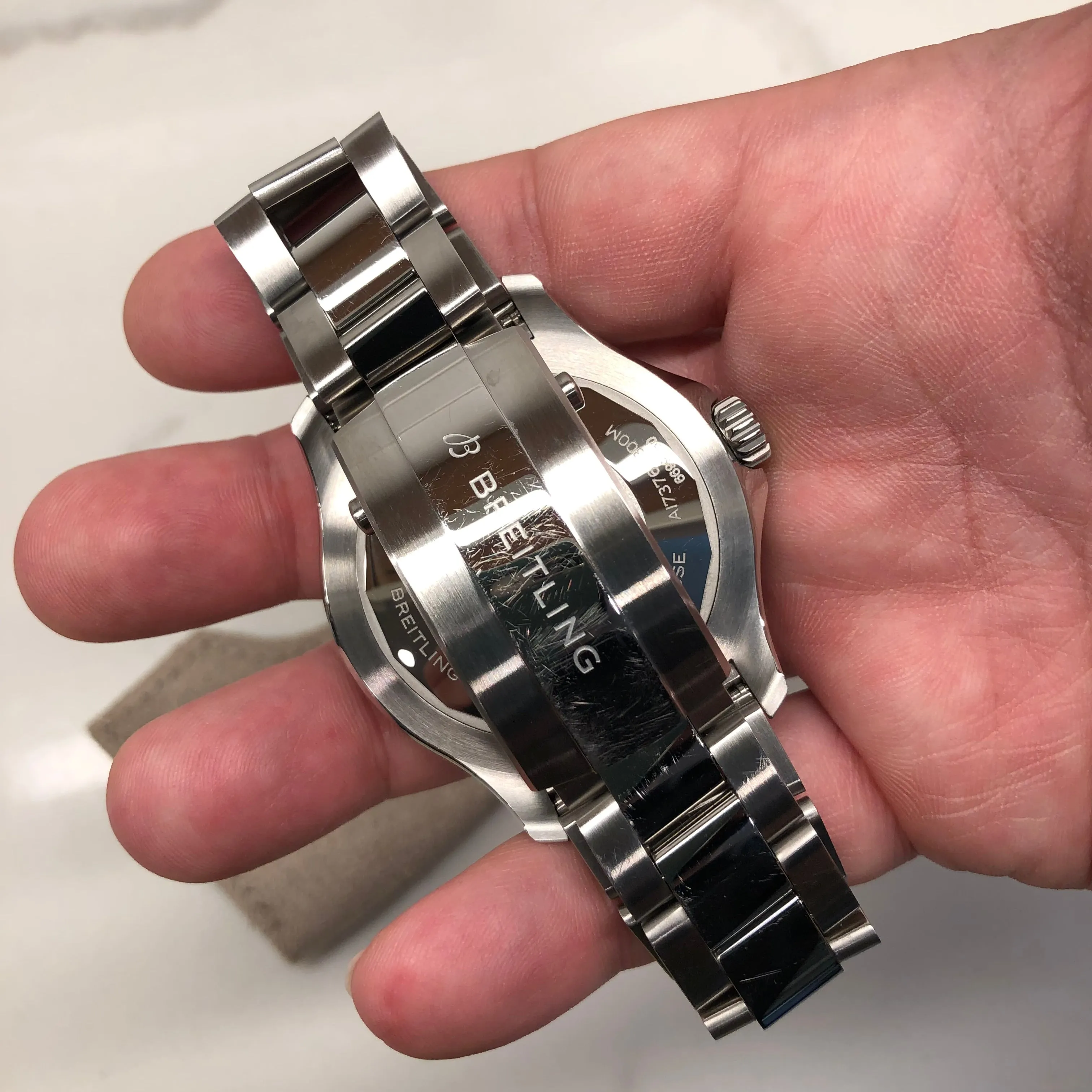 Breitling Superocean A17376 Green Stainless Steel 44mm Automatic Wristwatch with Box and Papers