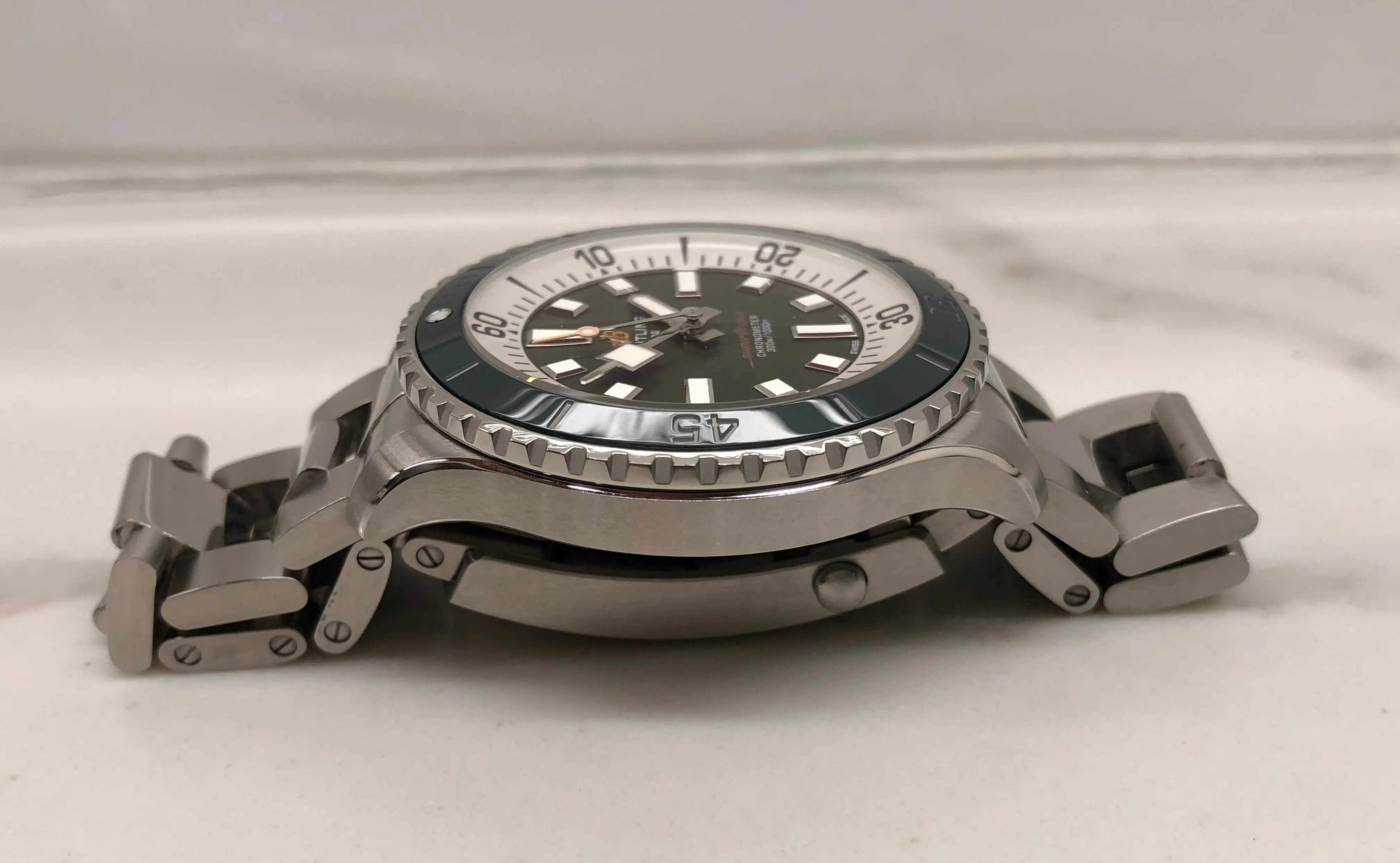 Breitling Superocean A17376 Green Stainless Steel 44mm Automatic Wristwatch with Box and Papers