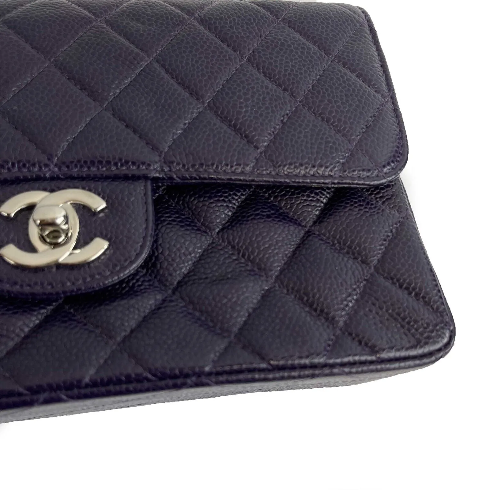 Chanel - Excellent - Caviar RARE Purple Quilted Small Double Flap - Handbag