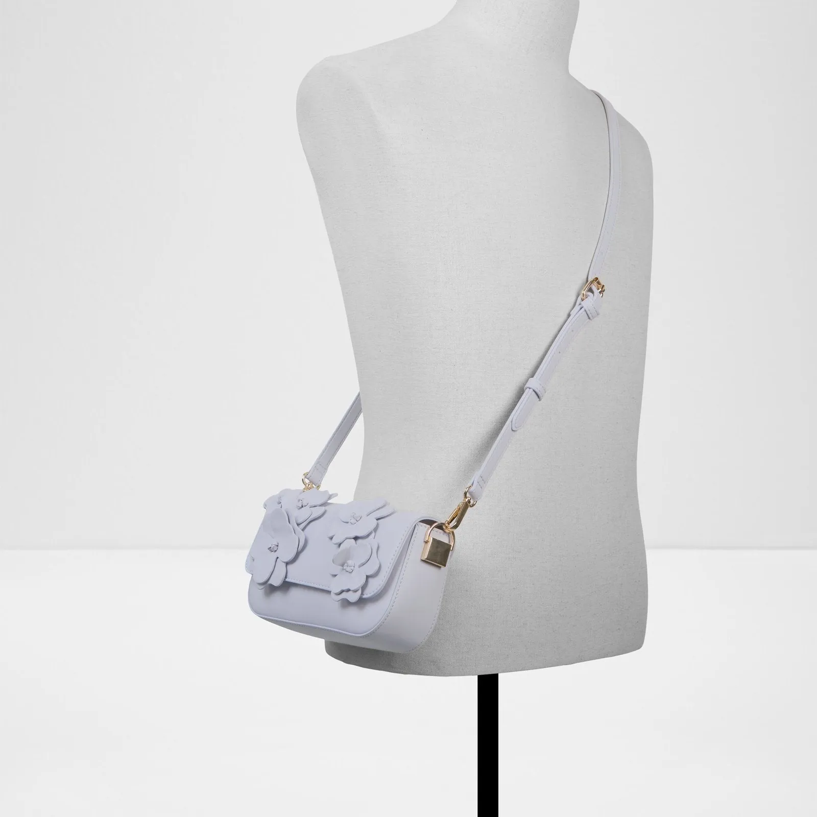 Daisybouquet / Cross Body