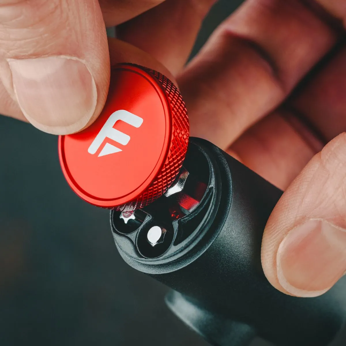 Feedback Sports Reflex Fixed Torque Bit Driver (Bit Storage   5 Nm Torque)