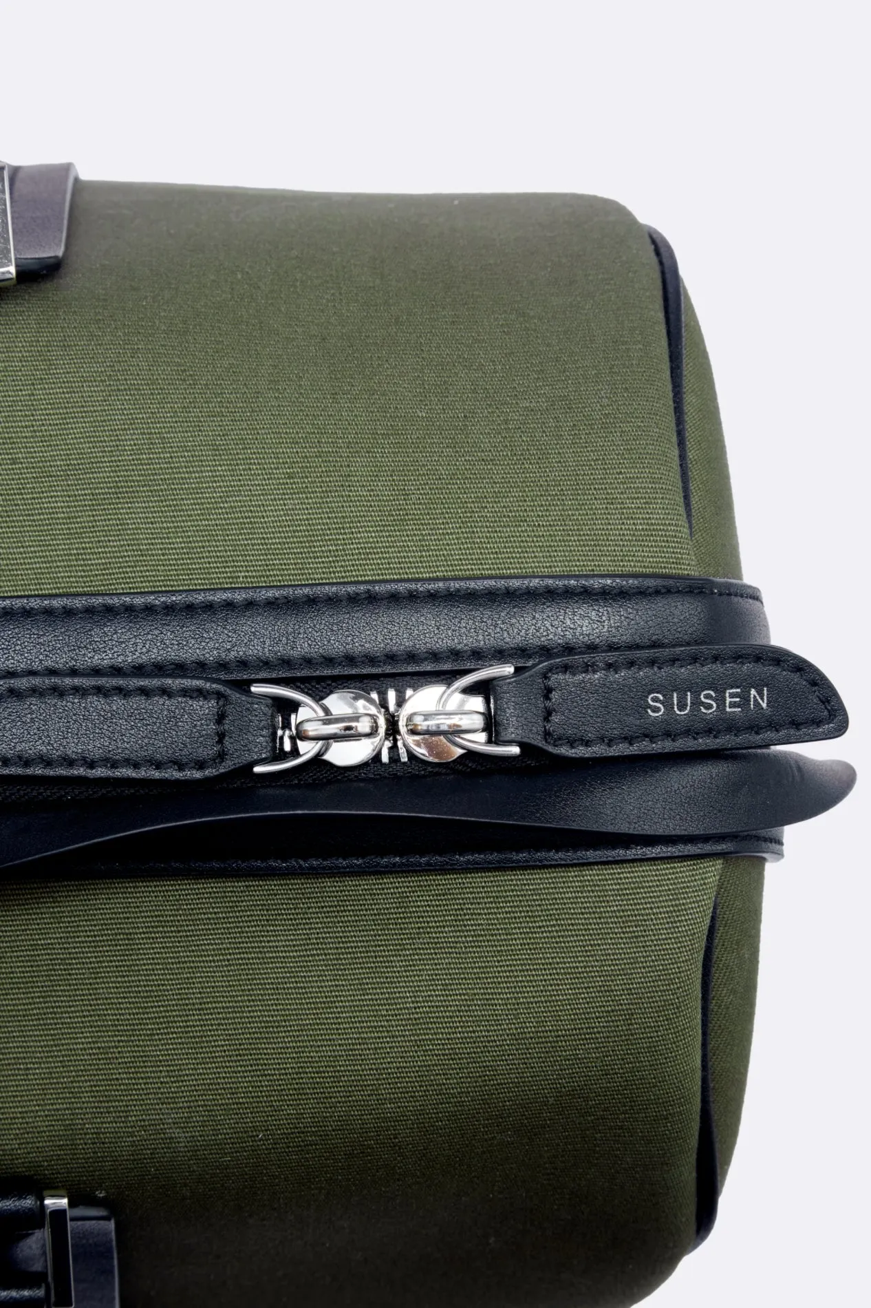 Gabriel  Large Canvas Travel Bag  - Military green