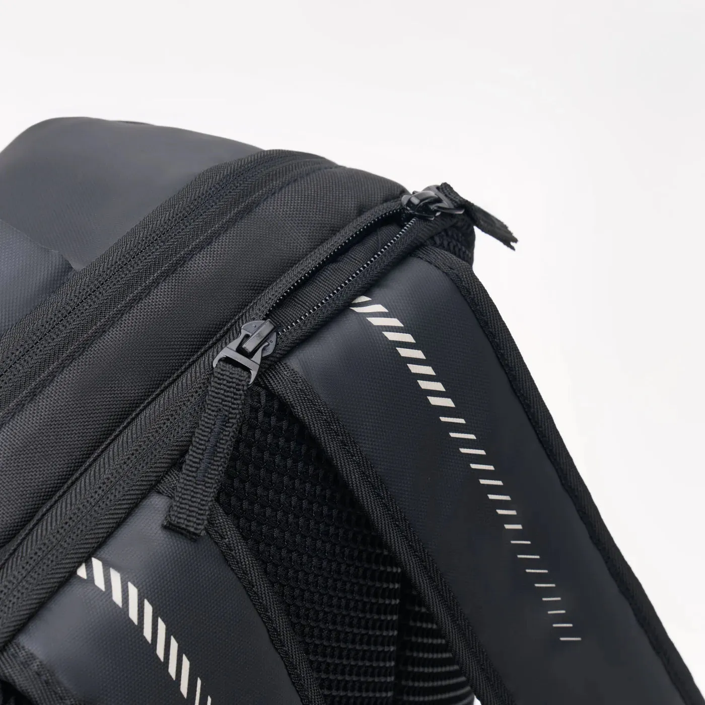 Kanso Intuko Badminton 23L Backpack -  Black