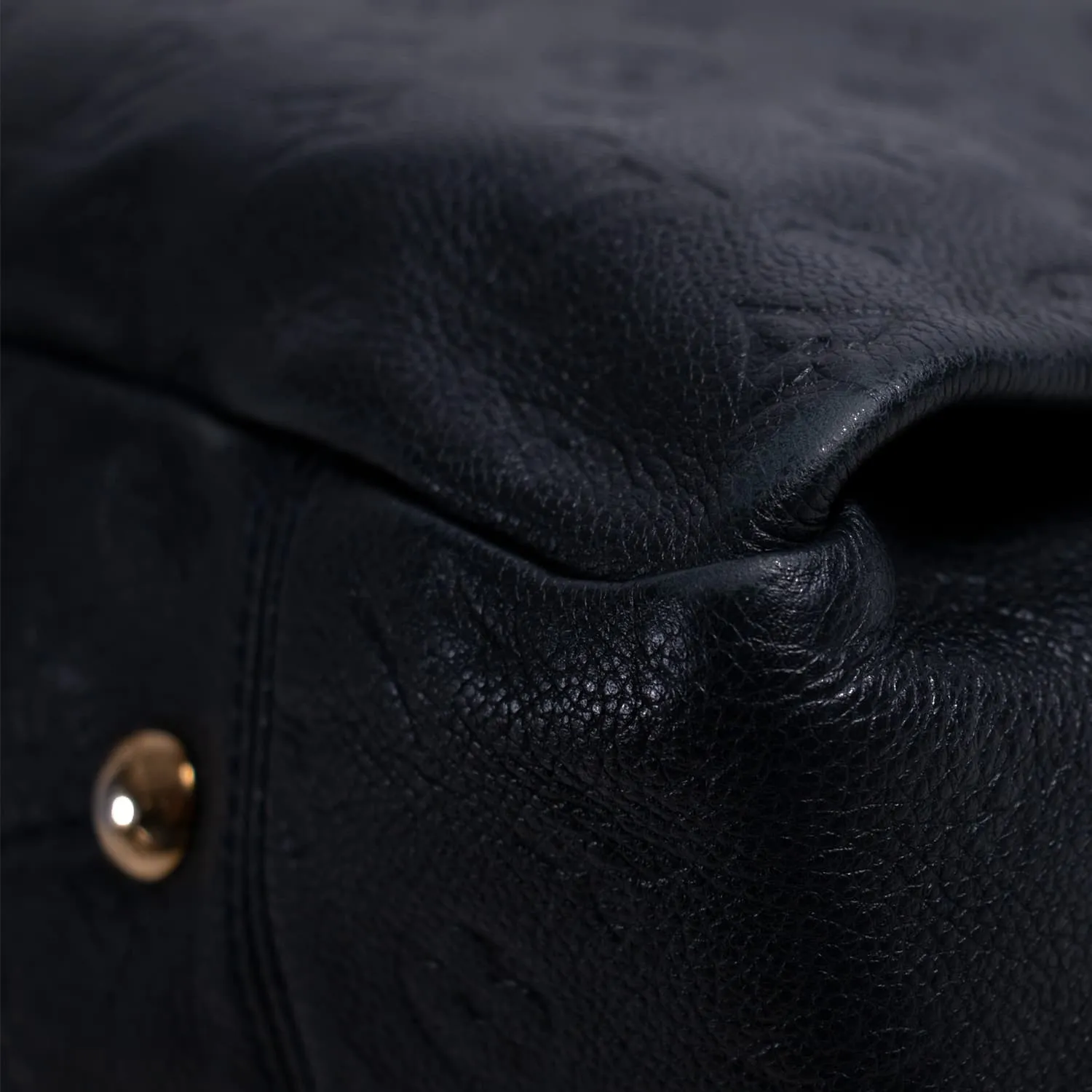 Louis Vuitton Monogram Empreinte Artsy MM