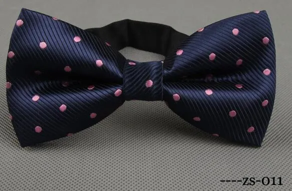 Men's Bow Tie Gold Paisley Bow tie