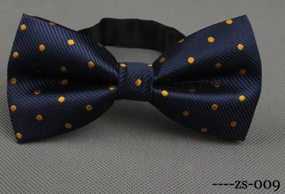 Men's Bow Tie Gold Paisley Bow tie