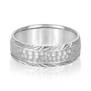 Men’s Leaf Pattern Edged Hammered Center Wedding Band