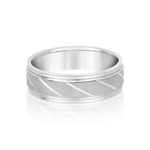Men's Slant Patterned Wedding Band