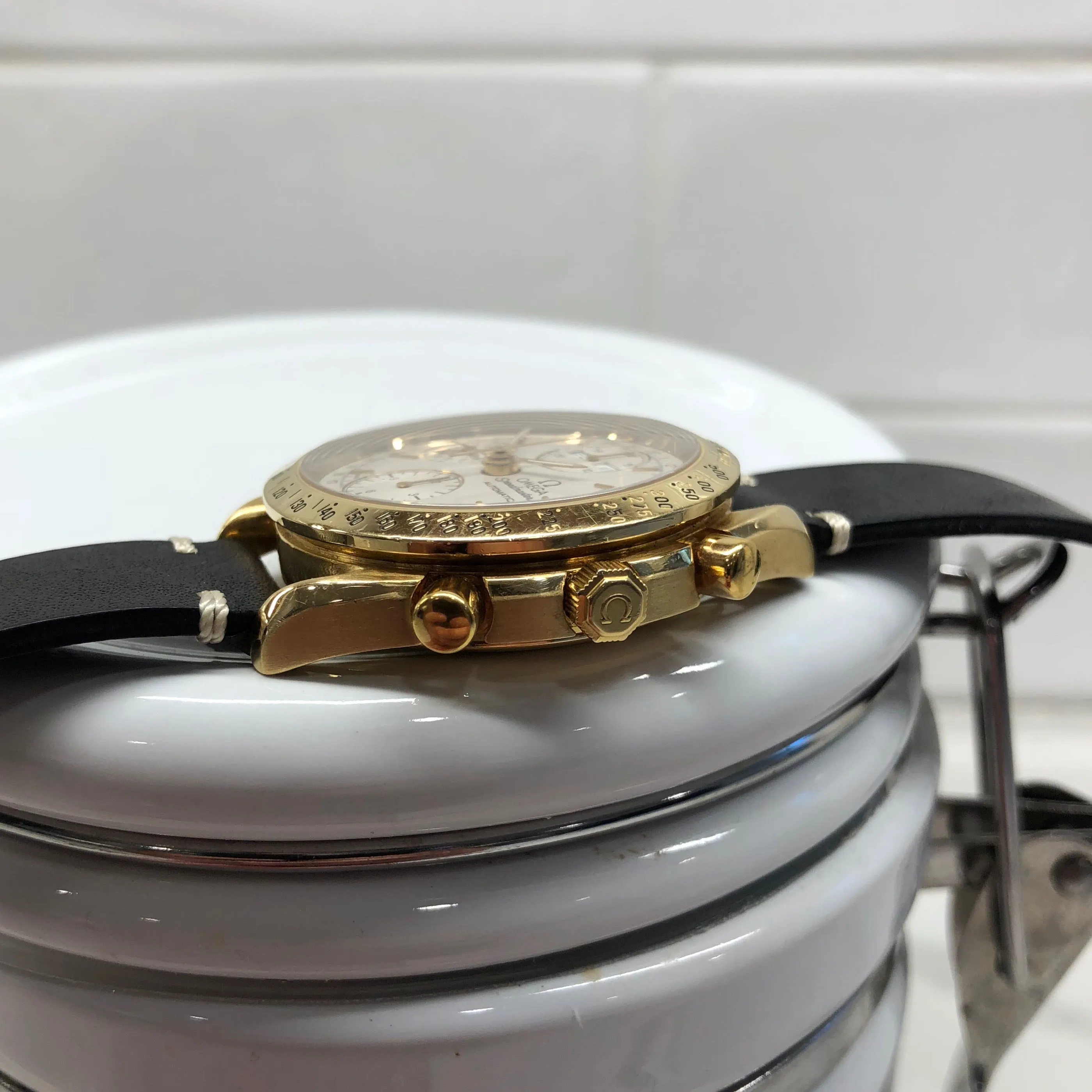 Omega Speedmaster 175.0044 18K Yellow Gold Day Date Chronograph Wristwatch