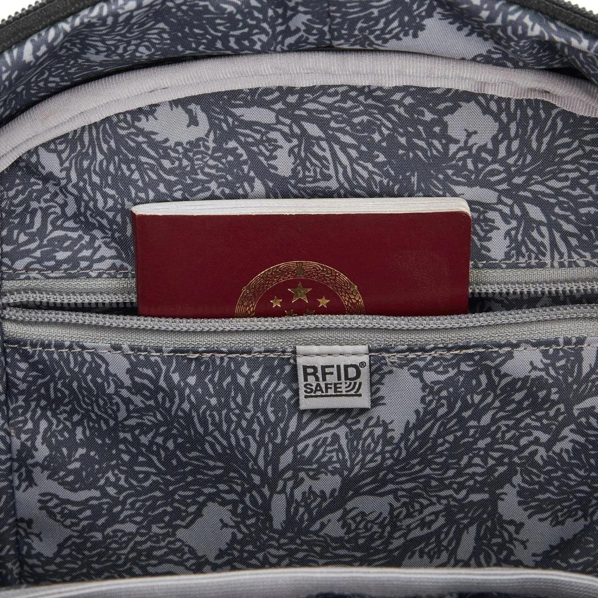Pacsafe Metro LS450 Backpack