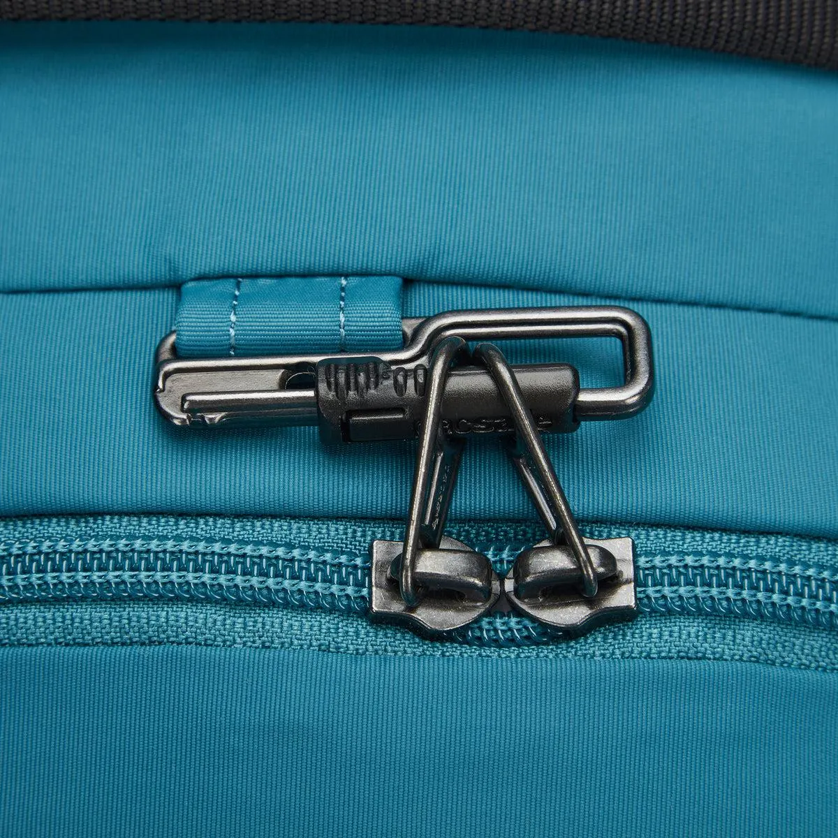Pacsafe Metro LS450 Backpack