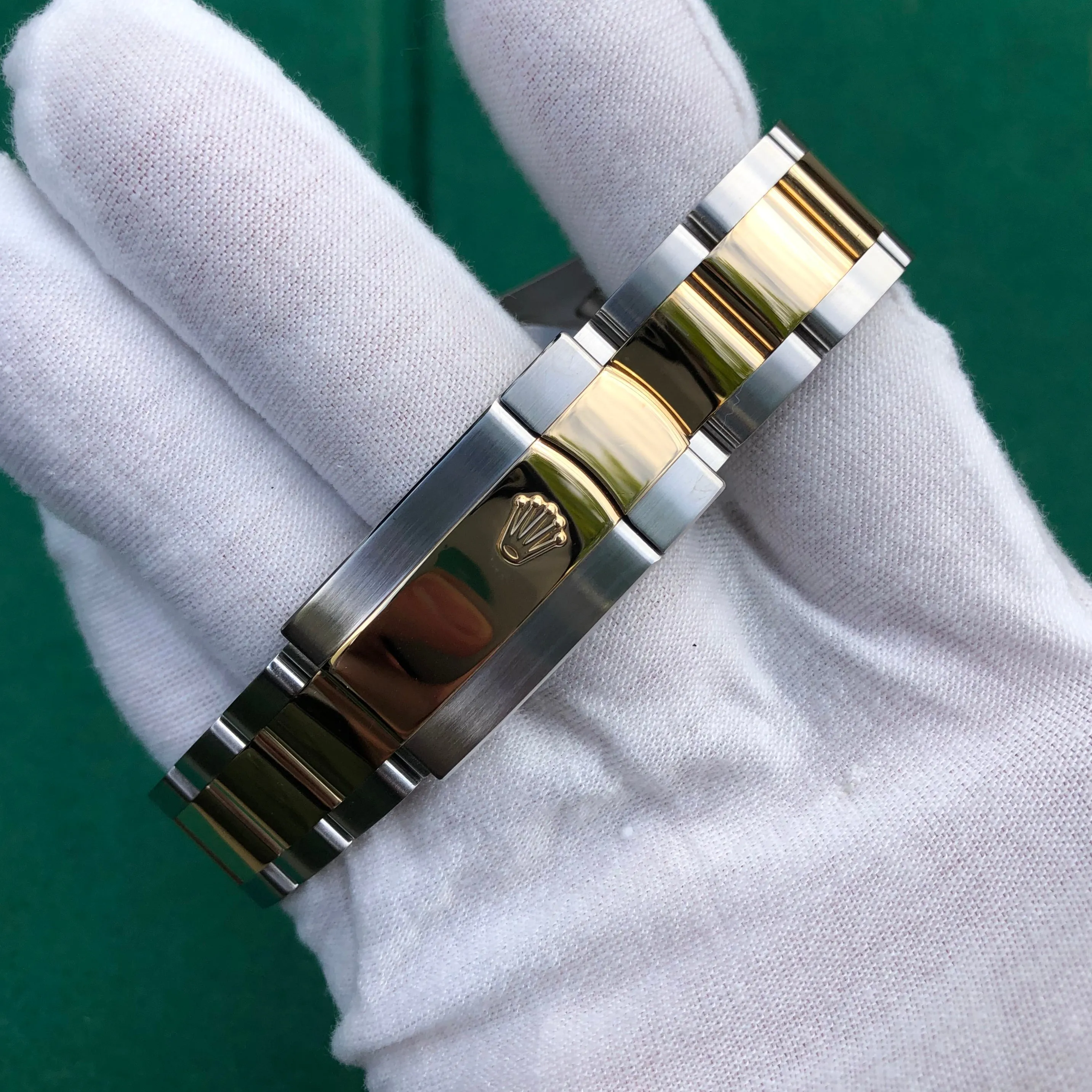 Rolex Datejust II 116333 Wimbledon 18K Gold Steel Two Tone Slate Green Roman 41mm Wristwatch Box Papers