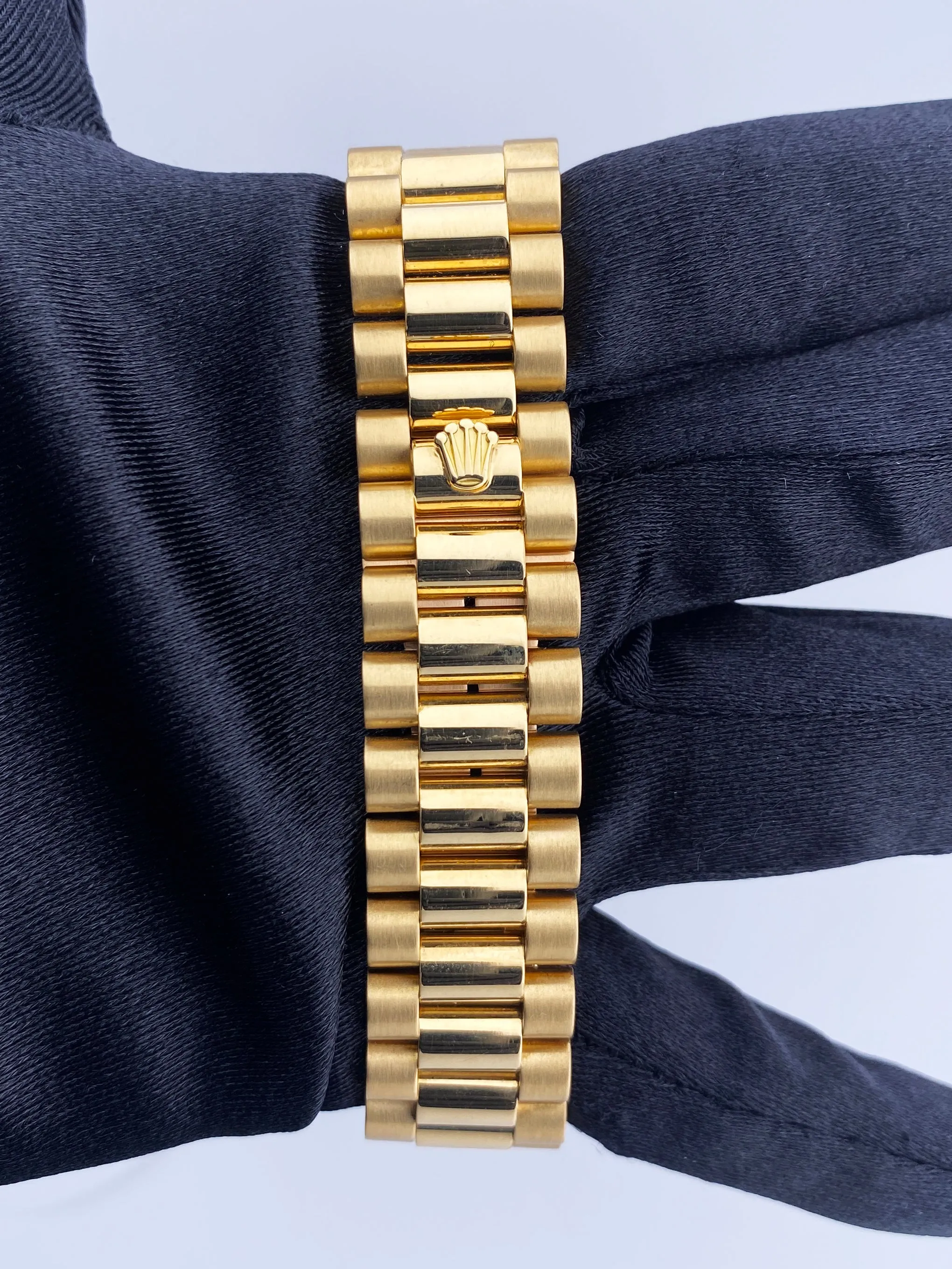 Rolex Day Date President 18038 18k Yellow Gold Anniversary Dial Men's Watch