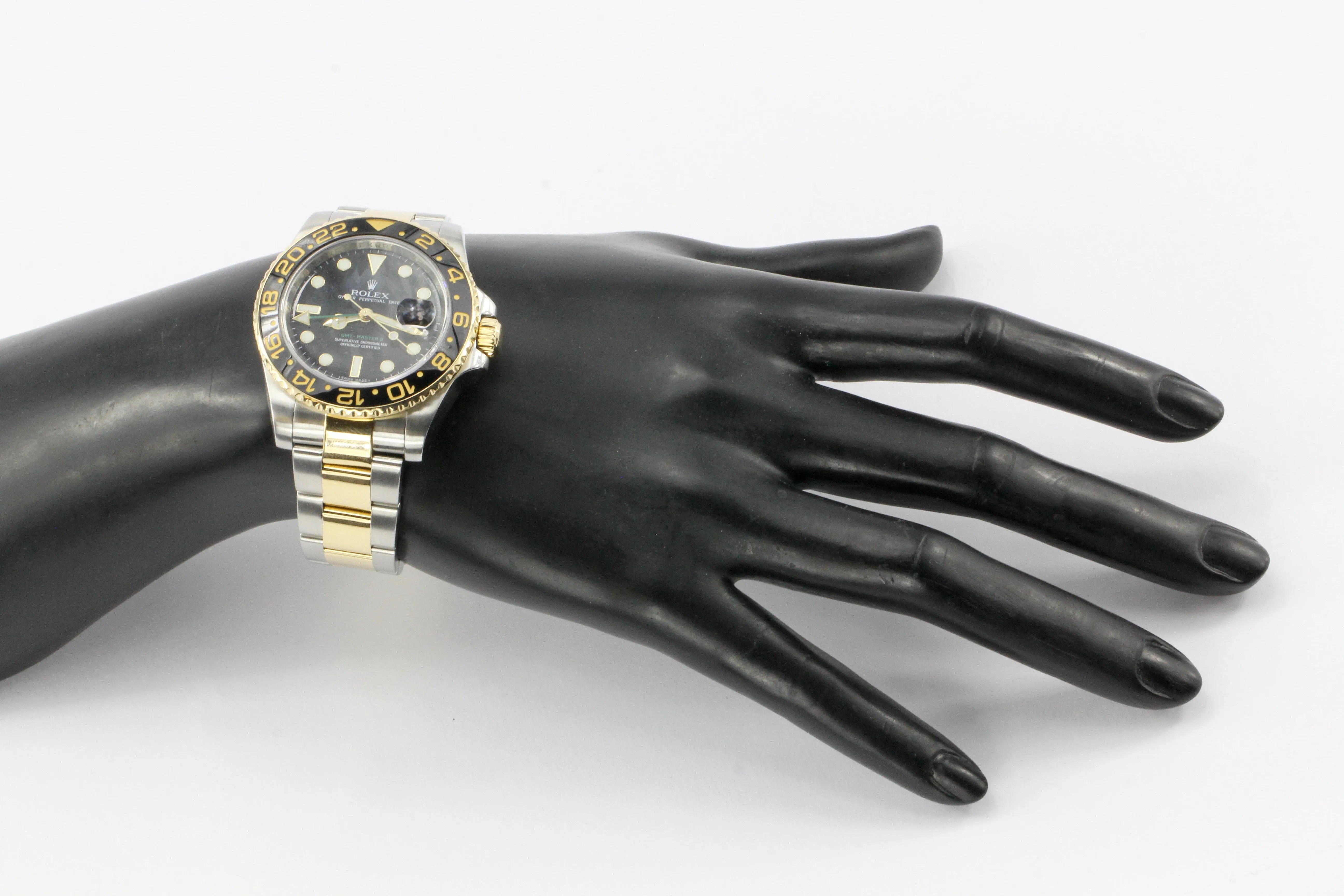 Rolex GMT-Master II 116713 Two Tone Black Dial w/ Papers Men's Watch c.2007