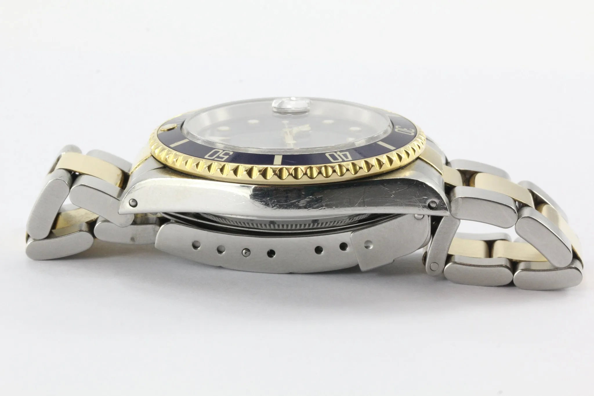 Rolex Submariner Model 16613 Oyster Stainless & 18K Gold Watch