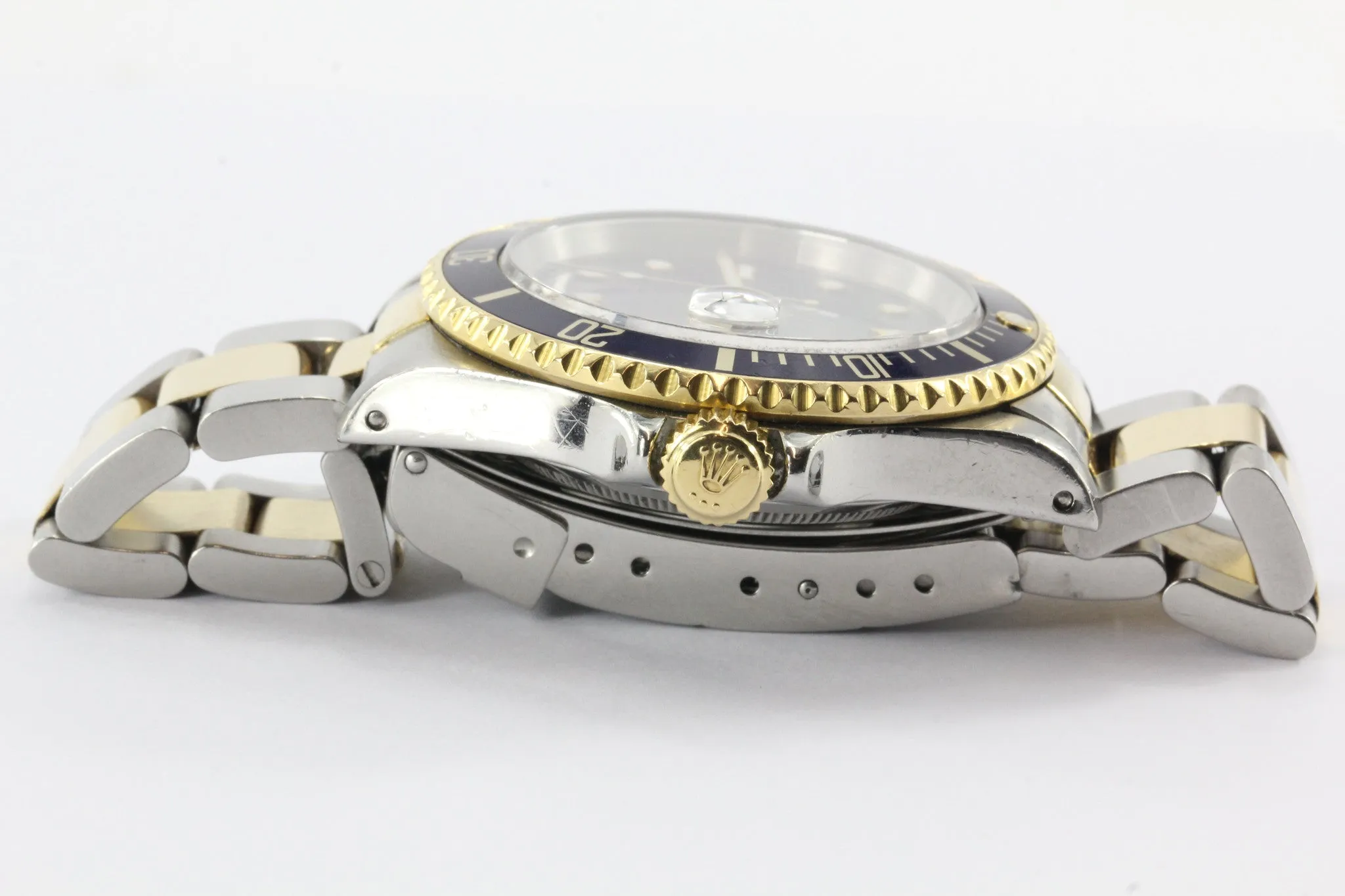 Rolex Submariner Model 16613 Oyster Stainless & 18K Gold Watch