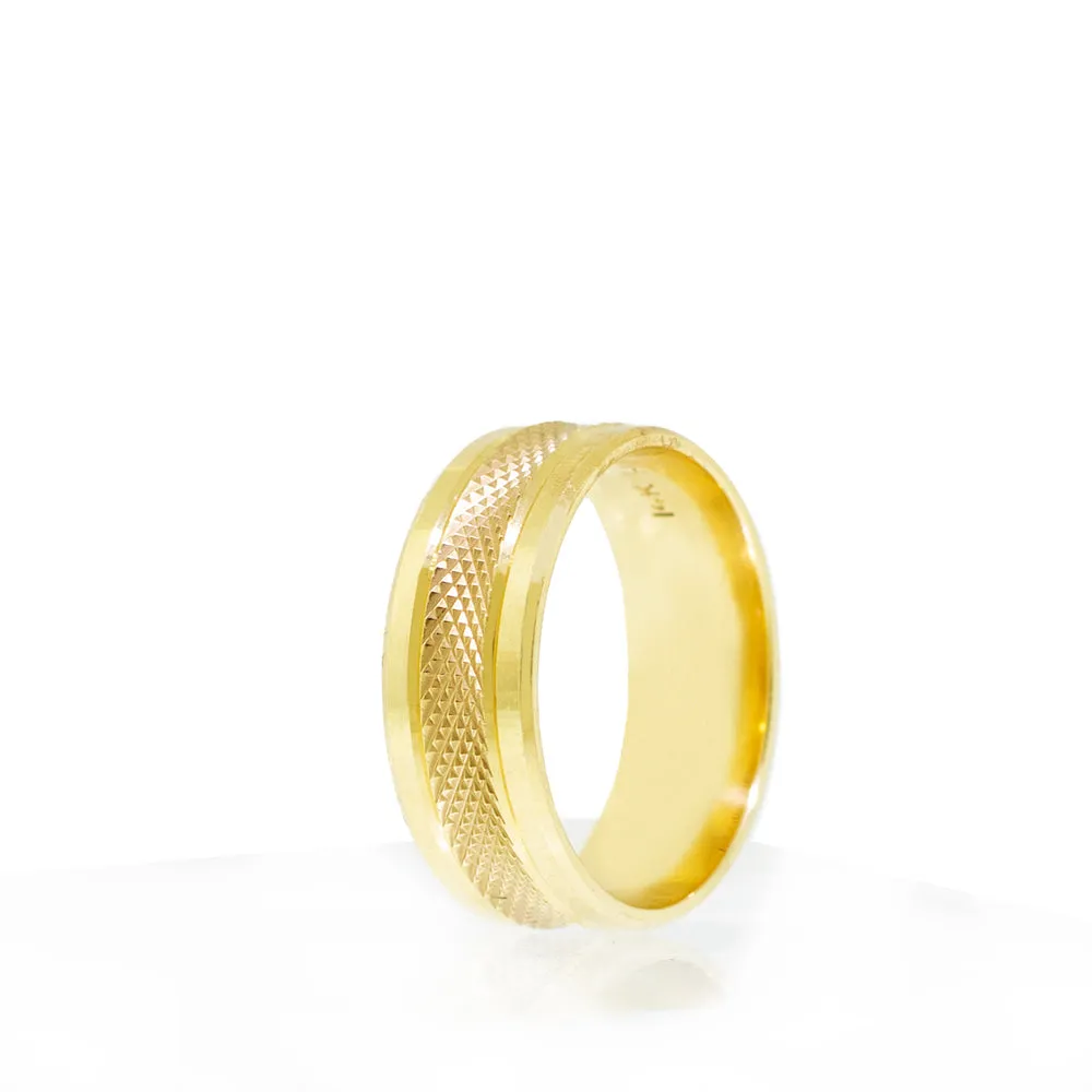 Textured Men's Wedding Band / Ring in 14k Yellow Gold