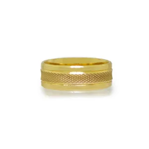 Textured Men's Wedding Band / Ring in 14k Yellow Gold