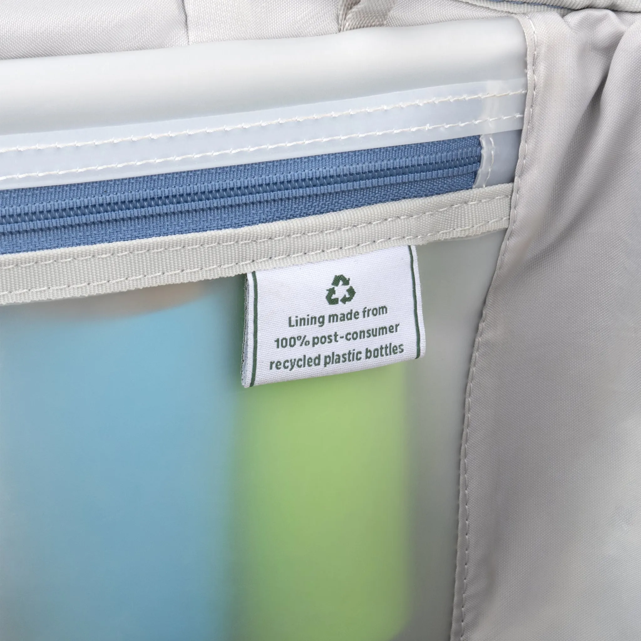 Travelpro VersaPack  Carry-on Expandable Spinner