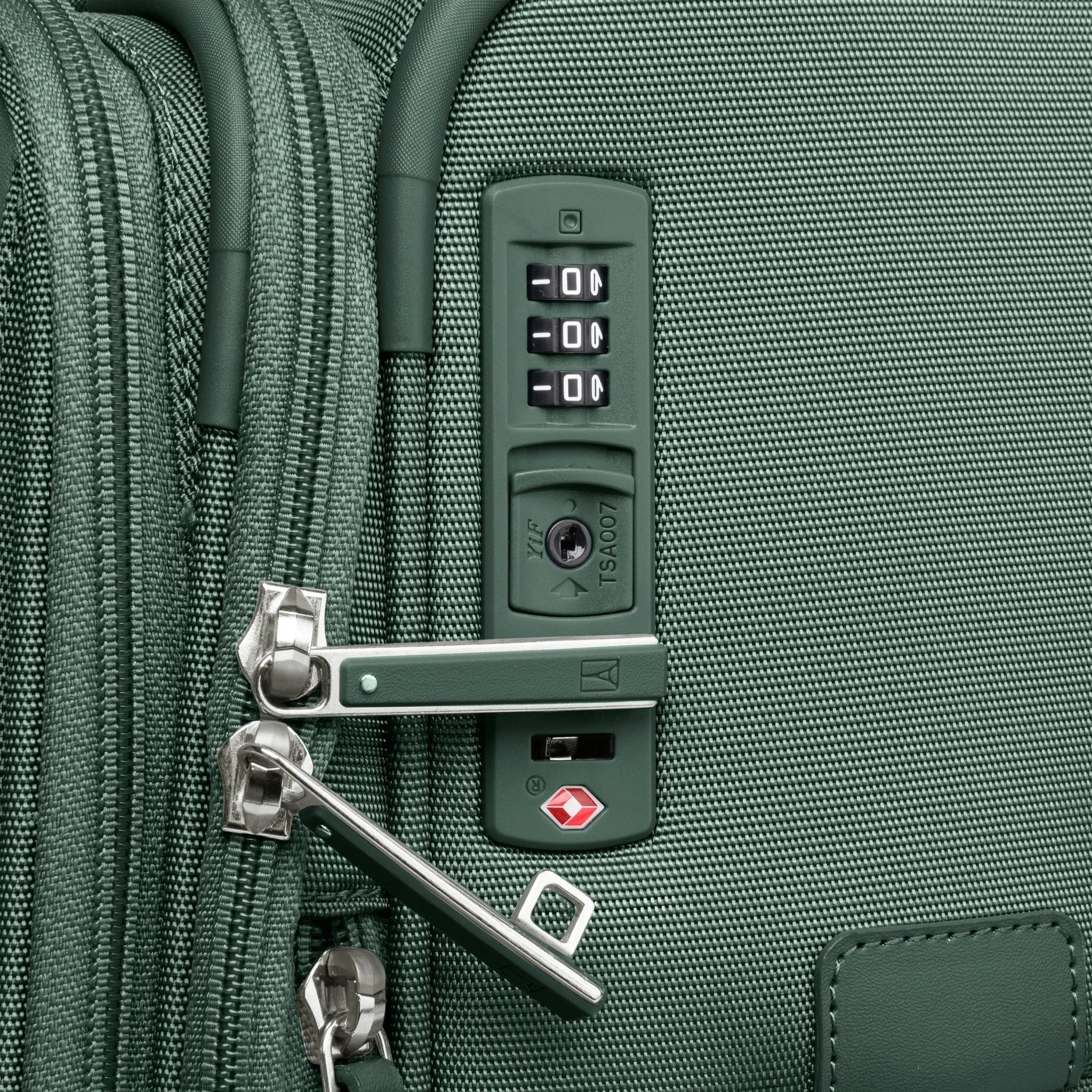 Travelpro VersaPack  Carry-on Expandable Spinner