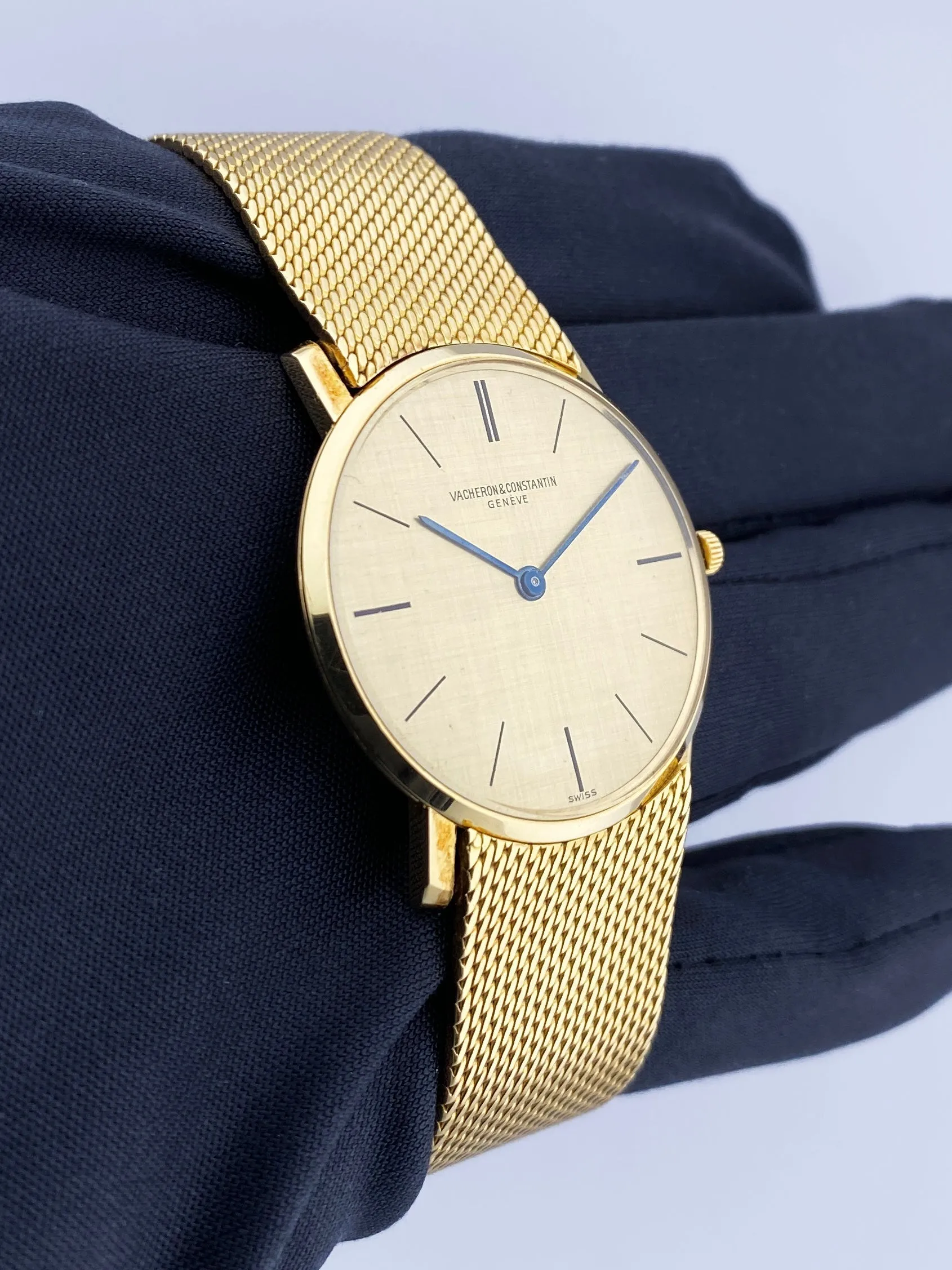 Vacheron Constantin 6872 18K Yellow Gold Vintage Extra Thin Men's Watch