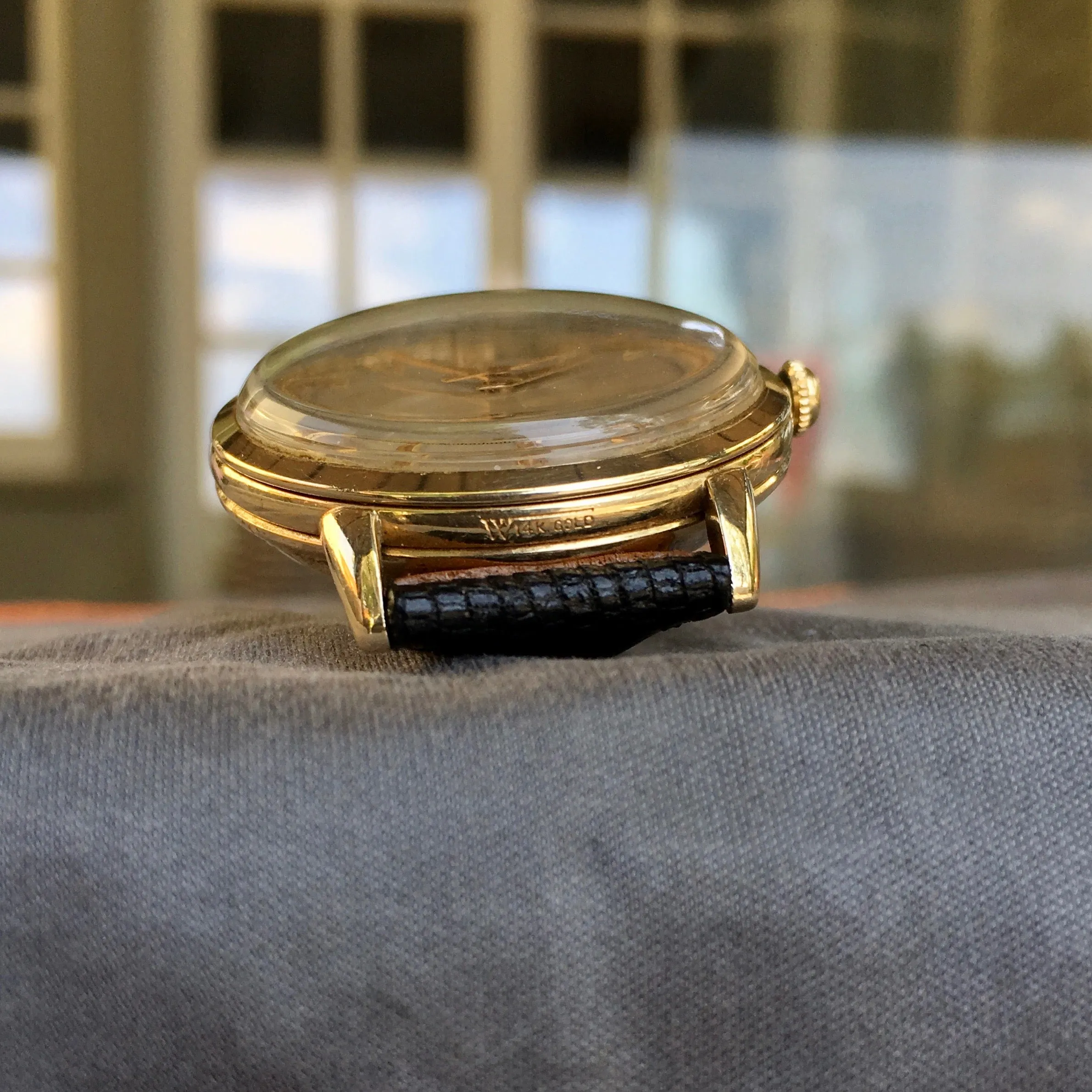 Vintage Omega G6518 14K Yellow Gold 32mm Bumper Automatic Cal. 351 Wristwatch