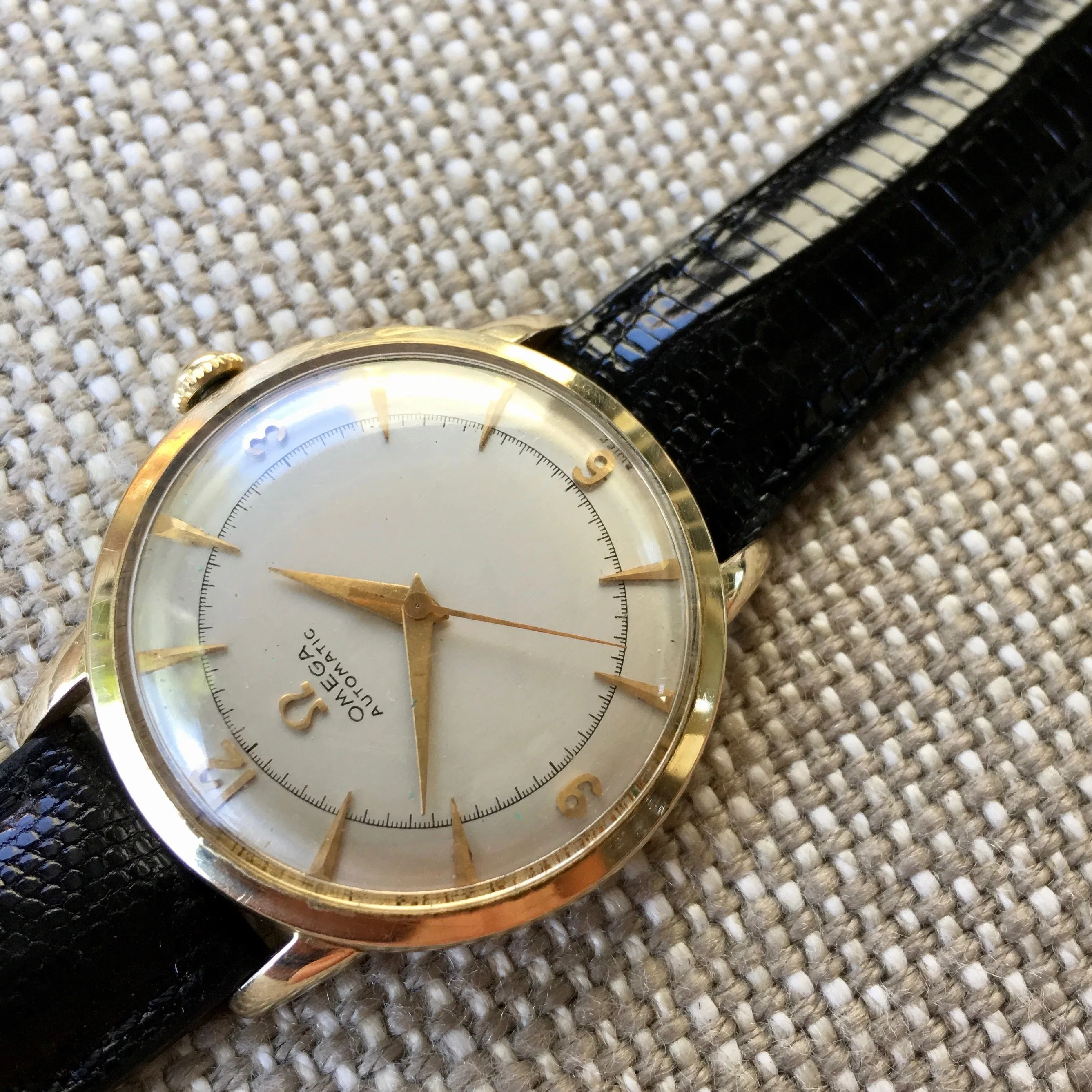 Vintage Omega G6518 14K Yellow Gold 32mm Bumper Automatic Cal. 351 Wristwatch