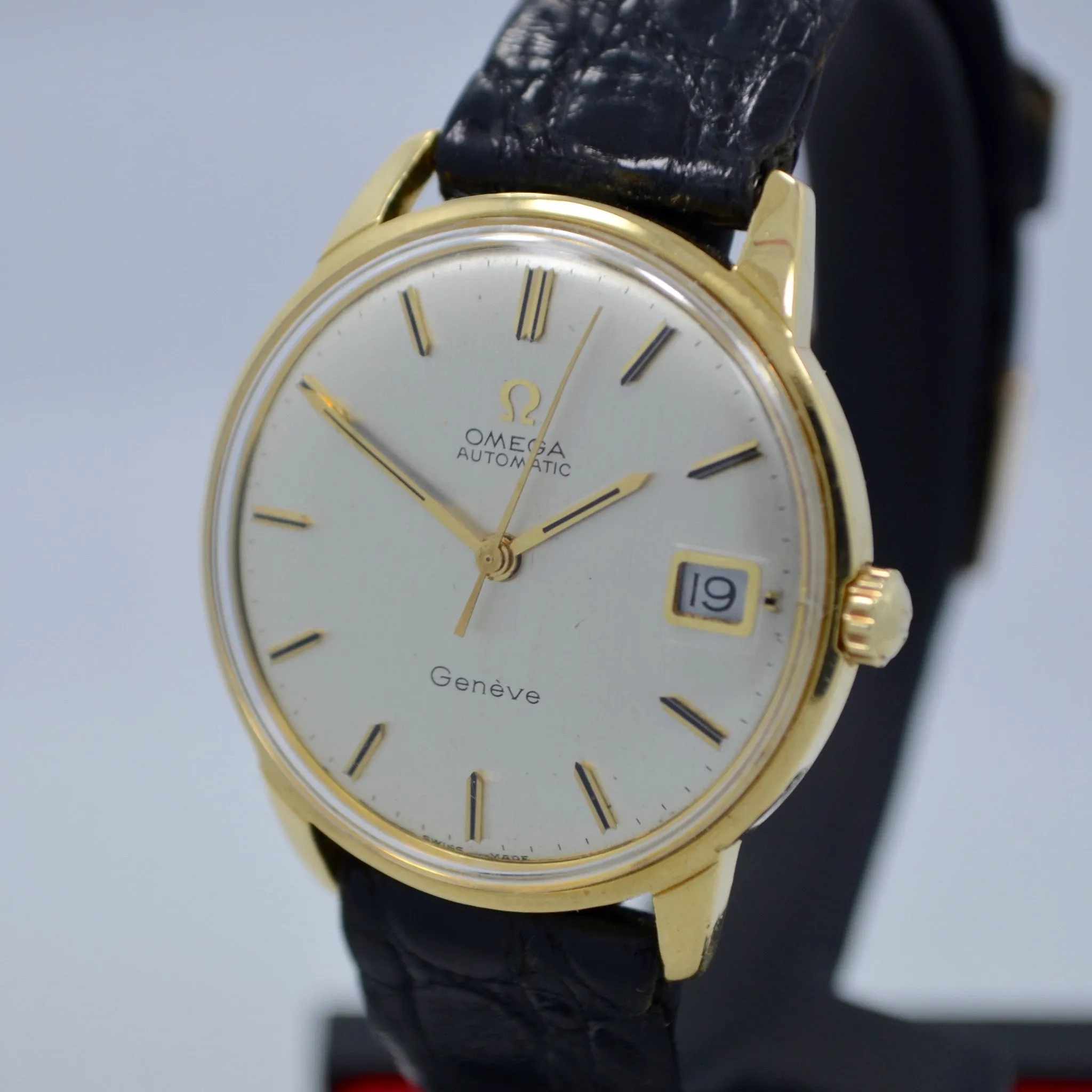 Vintage Omega Seamaster 166001 18K Solid Yellow Gold Cal. 565 Automatic Watch