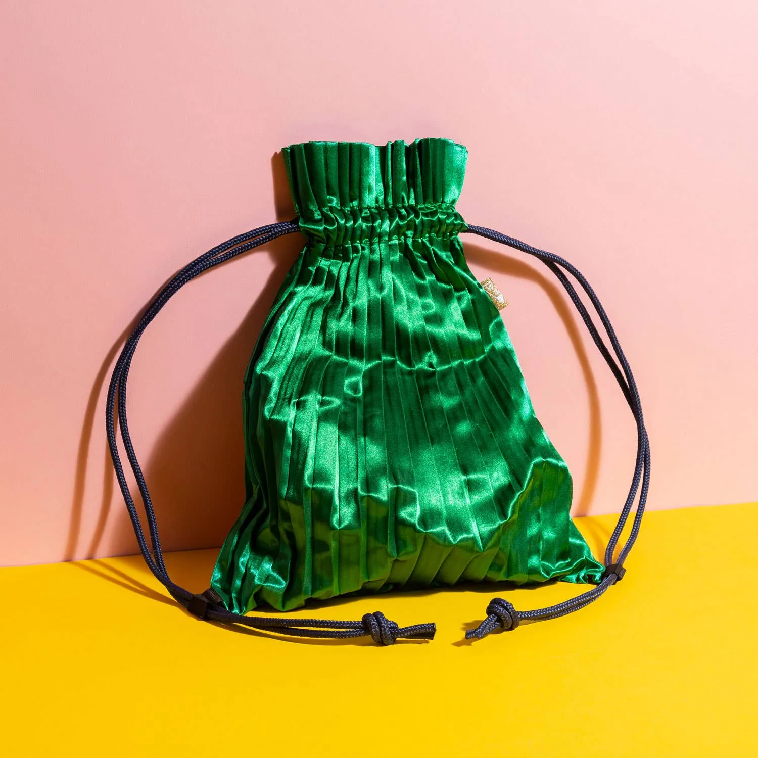 Write Sketch & - GREEN SATIN PLEATED BACKPACK