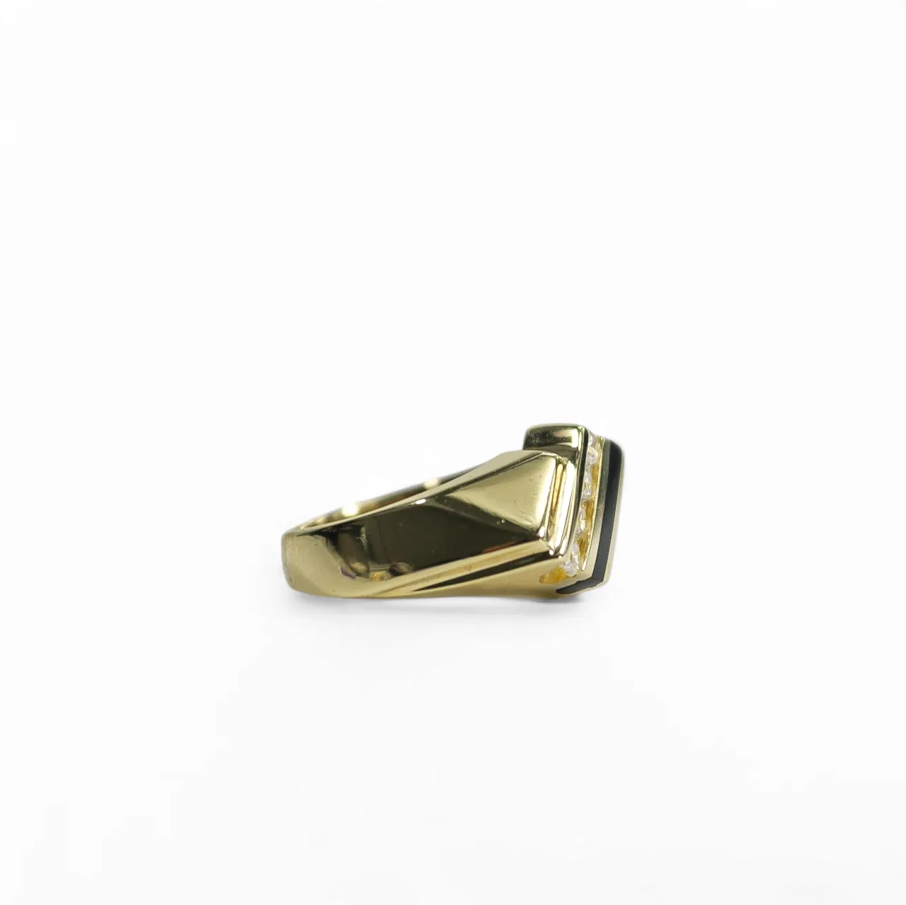 YELLOW GOLD MEN'S RING WITH BLACK ONYX AND CZ STONES.